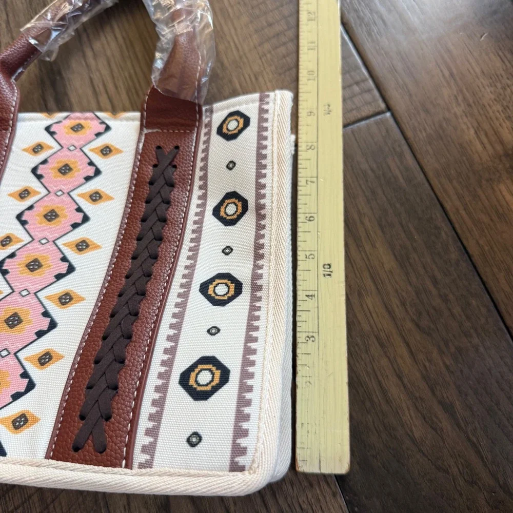 Wrangler NWT Southwestern Canvas Purse Pink Brown Geometric Braided Trim
